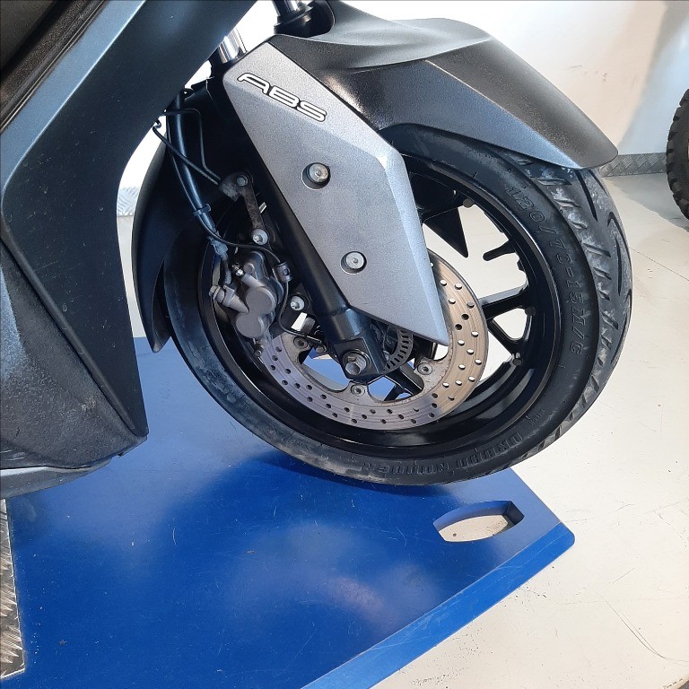 YAMAHA X-Max 300 Abs
