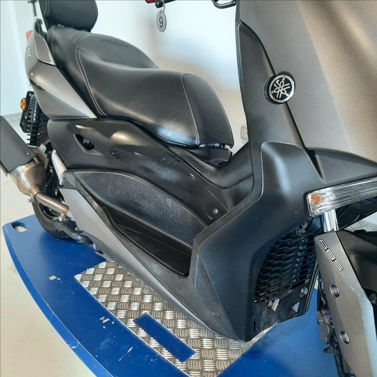YAMAHA X-Max 300 Abs