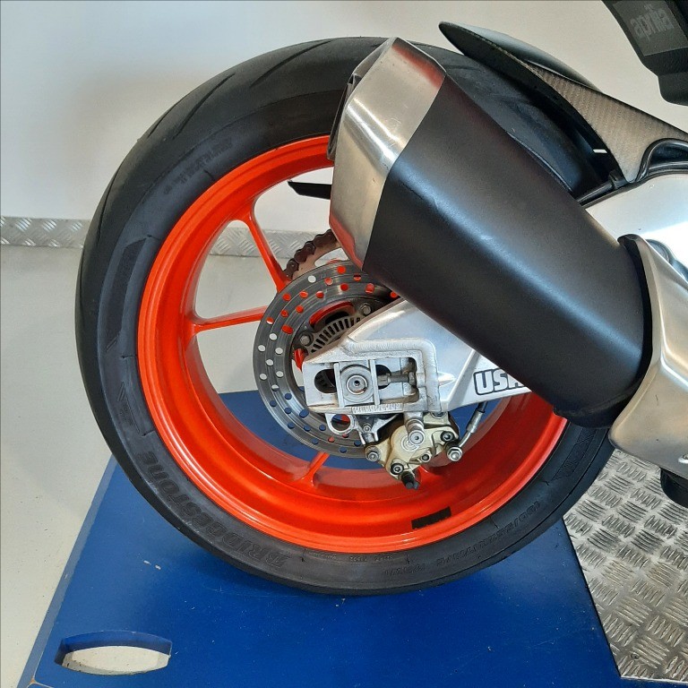APRILIA Tuono 1100 V4 RR Abs