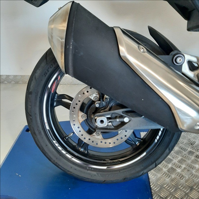 BMW G 310 R Abs