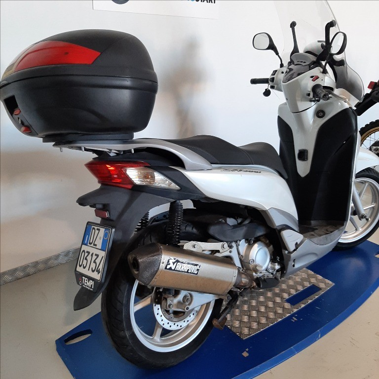 HONDA SH 300 