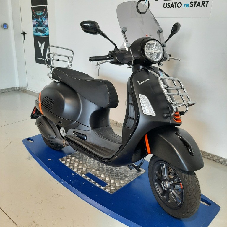 VESPA Vespa GTS 300 hpe Super Abs