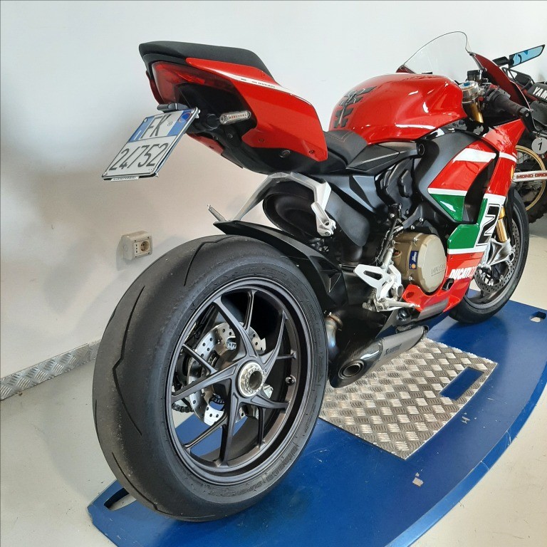 DUCATI Panigale V2 955 Bayliss 1st Champ. 20th Anniv.