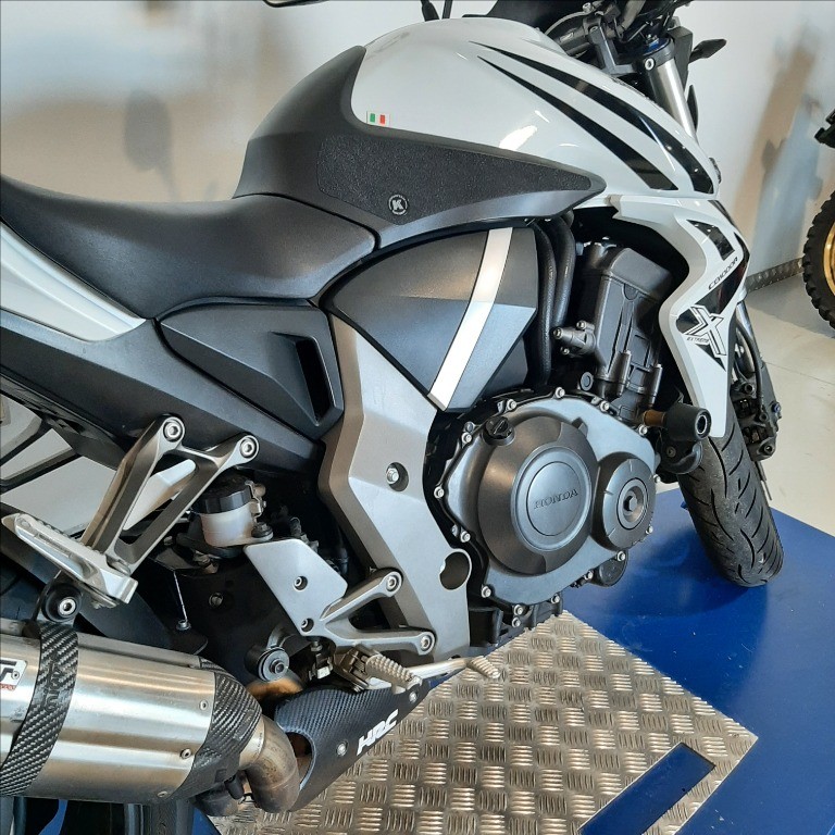 HONDA CB 1000 R 