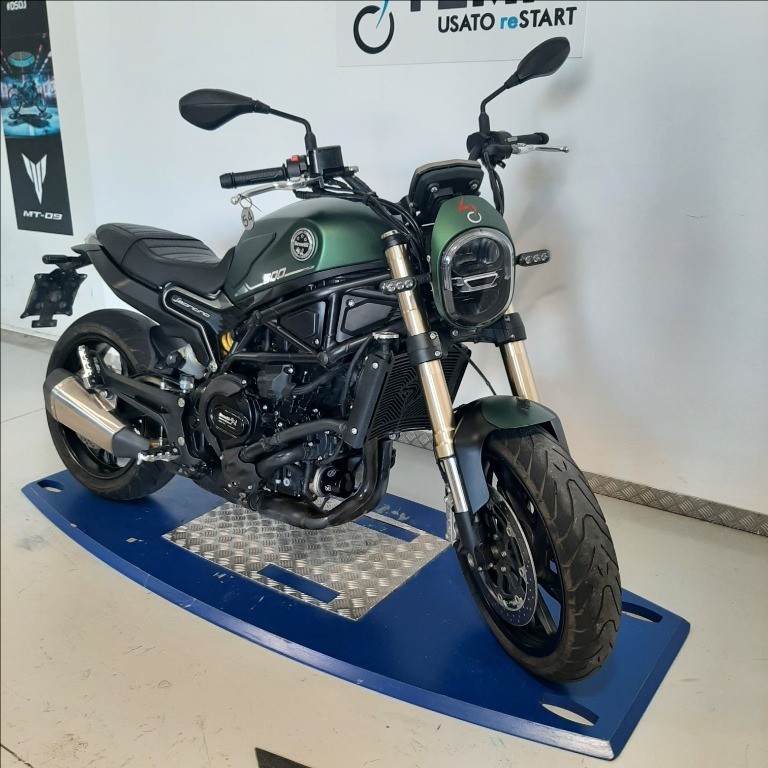 BENELLI Leoncino 800 