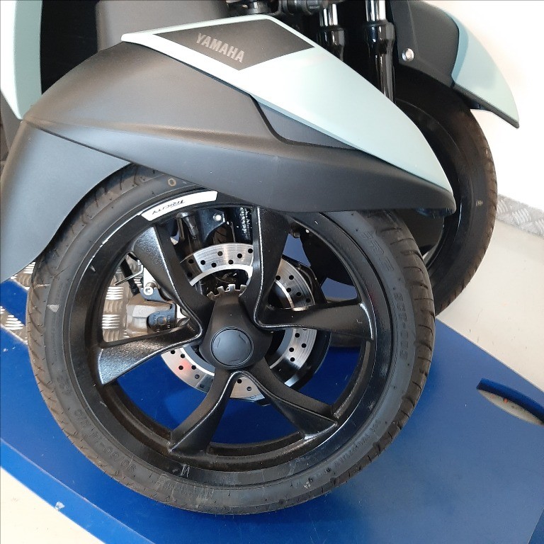 YAMAHA Tricity 125 Abs