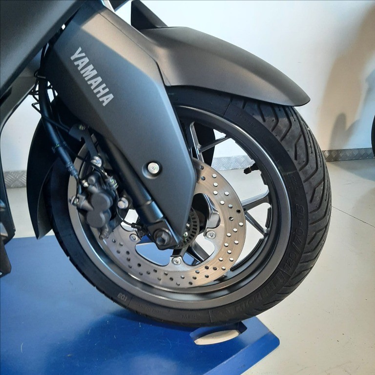 YAMAHA X-Max 300 Tech Max Abs