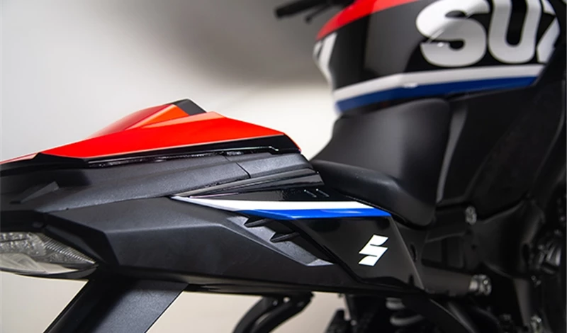 GSX S1000 YOSHIMURA SERT MOTUL ED 01