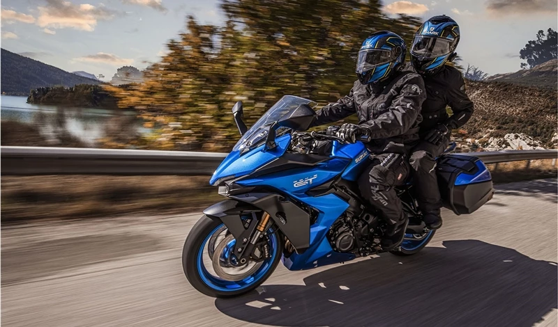 GSX S1000GT Gallery 04