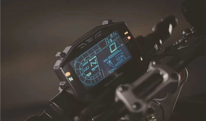 GSX S1000 Gallery 04